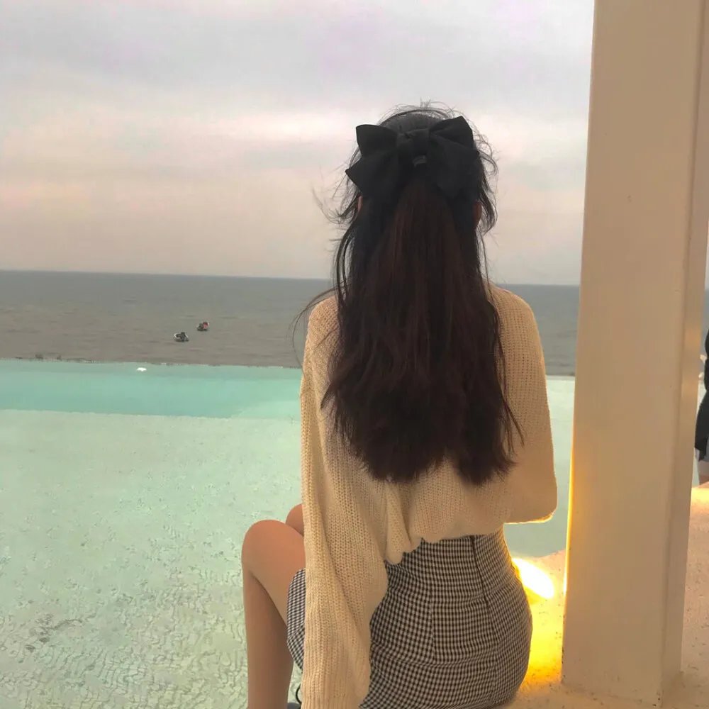曼森失踪的女孩 海报